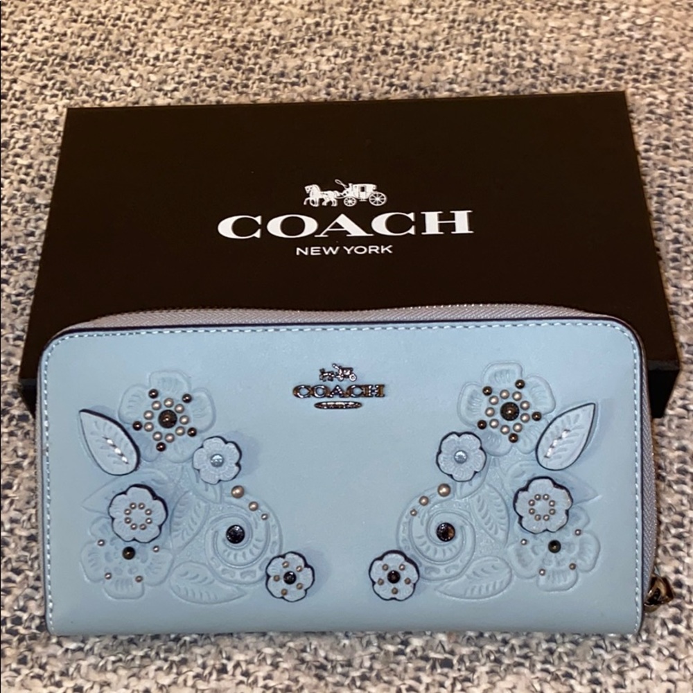 Coach DK/Pale Blue 12039 Zip Wallet